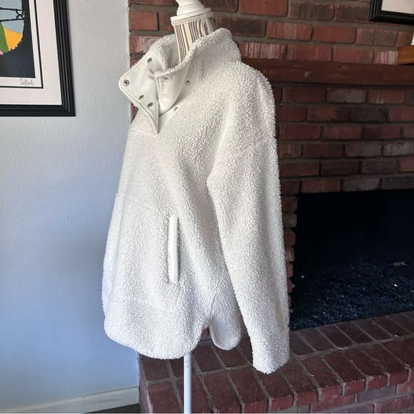 Haven Well Within Sherpa Snap Collar Puollver Sweater in White Sz M - Picture 6 of 10